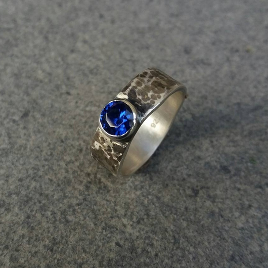 Sapphire Hammered Finish Rustic Band
